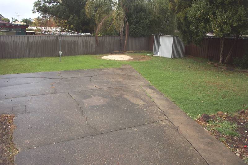 Enough Room to Throw a Party - Appointment by keys please contact our office Picture