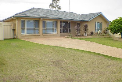 Trendy + Spacious Picture Trendy + Spacious Picture