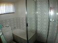4 Bedrooms, Large 662m2 Block Picture