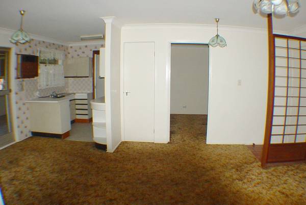 Development Potential / 796m2 block Picture 2