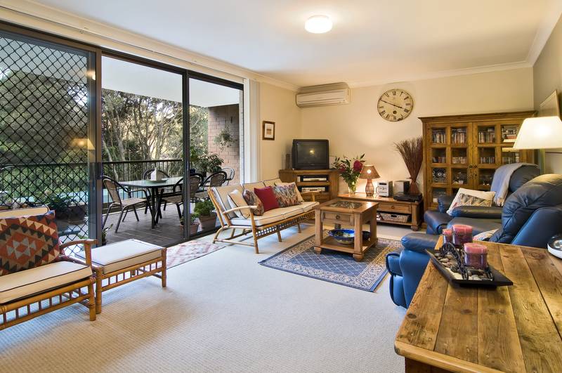 BEST STREET. BEST ADDRESS Picture 1