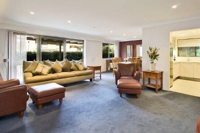 BEST GARDEN UNIT AVAILABLE Picture