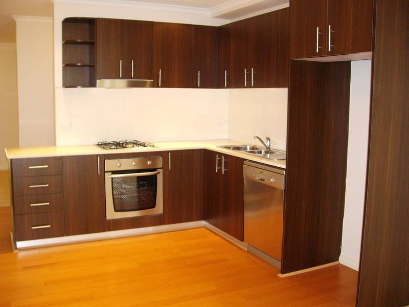 NEAR NEW!!! Picture 2