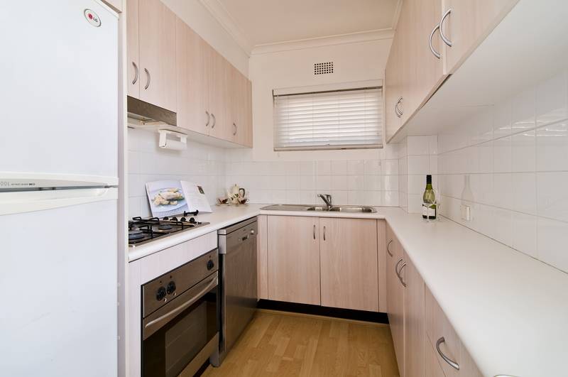 VALUE THE POSITION!!! Picture 2