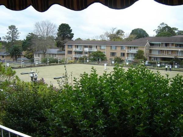 SUNDRENCHED APARTMENT Picture 3