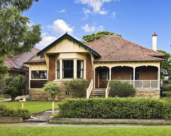 SOLD AT AUCTION Picture 1