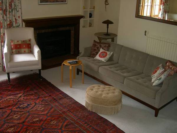 2 Bedroom Fully Furnished Ideally Located in Barton Picture 1