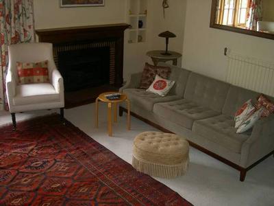 2 Bedroom Fully Furnished Ideally Located in Barton Picture