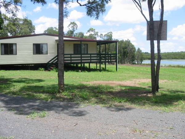 Rural property 15 minutes from the beach Picture 3