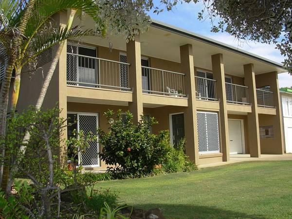 Ocean Front Lifestyle Picture 1