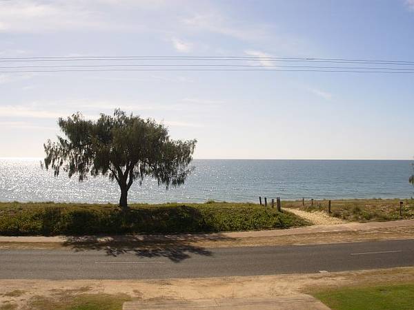 Ocean Front Lifestyle Picture 2