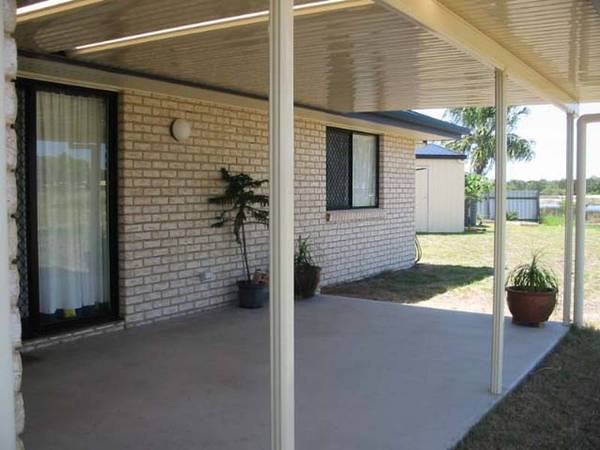 $250 per week Unfurnished Picture 3