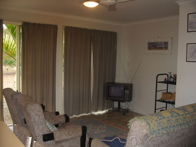 $240 per week
Available now Picture 3