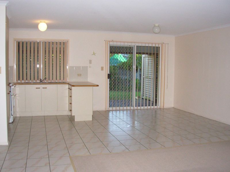 $240 per week (Immaculate Unit available mid April - Apply Now) Picture 2