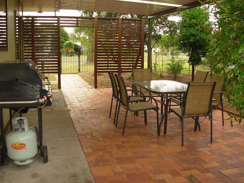 Perfect Gem in the Perfect Location! Picture 3