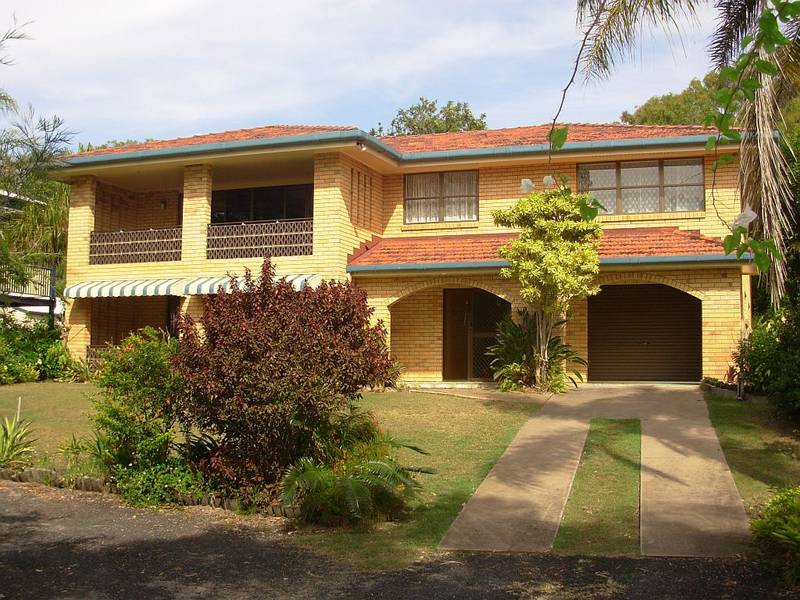 Oceanfront with Expansive Ocean Views! Picture 1