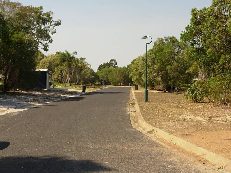 Woodgate Beach Heights! Picture 2