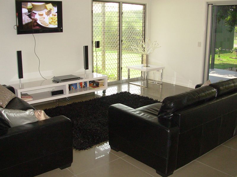 Prestigious Entertainer Picture 3