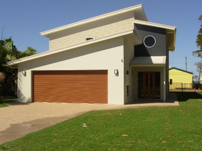 $580 per week Low Season / $1500 per week High Season Picture $580 per week Low Season / $1500 per week High Season Picture