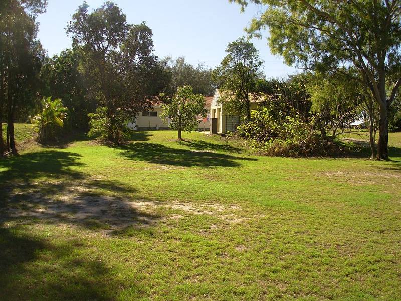 $450 per week Low Season / $750 per week High Season (Pet Friendly) Picture 3