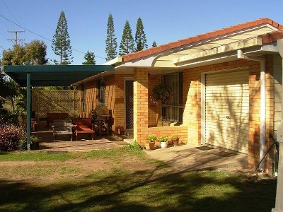 $450 per week Low Season / $750 per week High Season (Pet Friendly) Picture $450 per week Low Season / $750 per week High Season (Pet Friendly) Picture