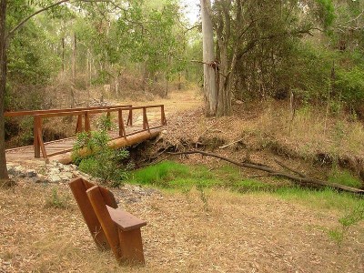 A Natural Lifestyle set within Tranquil Parkland Picture