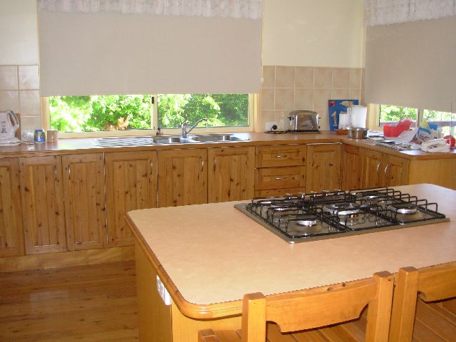 CHARM AND QUALITY Picture 2