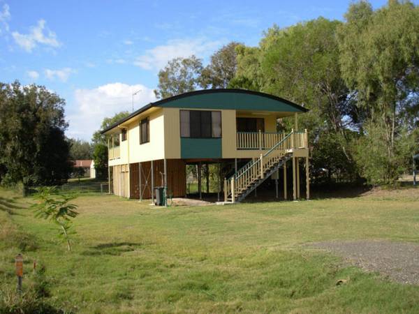 CATCH THE SEA BREEZES AND LISTEN TO THE OCEAN Picture 1