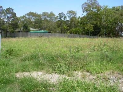 CUL-DE-SAC POSITION ONE STREET FROM THE BEACH $295,000 Picture