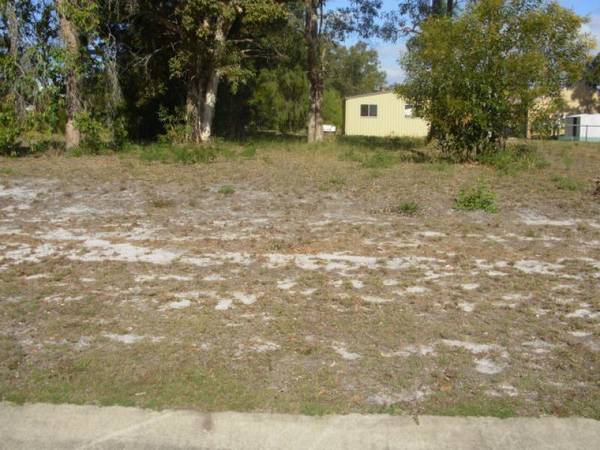 EASY WALK TO BEACH LARGE BLOCK $135,000 Picture 2