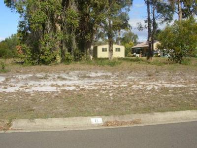 EASY WALK TO BEACH LARGE BLOCK $135,000 Picture