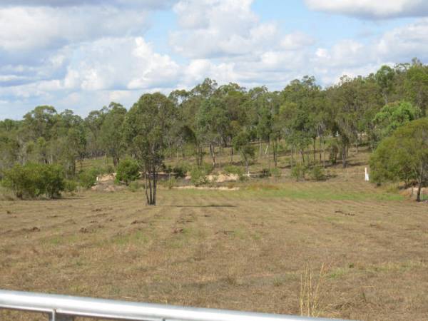 RURAL ACREAGE CLOSE TO CHILDERS $120,000 Picture 3