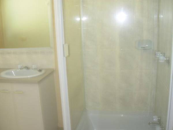 $230
PER WEEK Picture 2