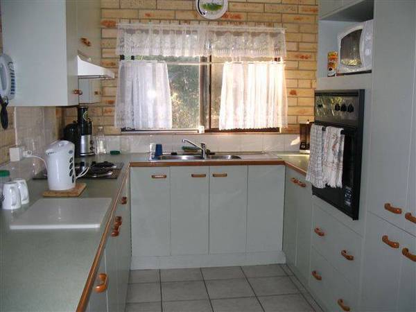 SMART INVESTMENT - BEACH SIDE PROPERTY Picture 2