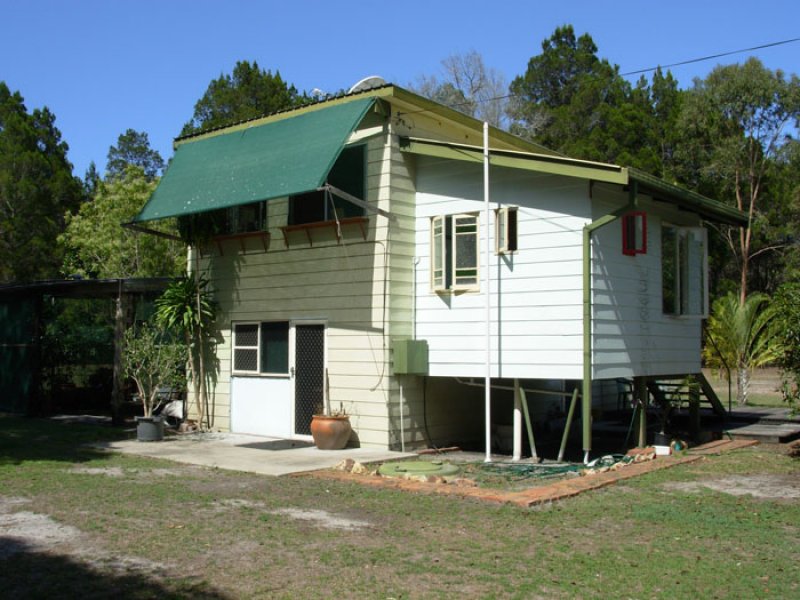 Private Deep River Frontage - Can Be All Yours!! Picture 2