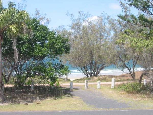 PRIME ESPLANADE POSITION Picture 1