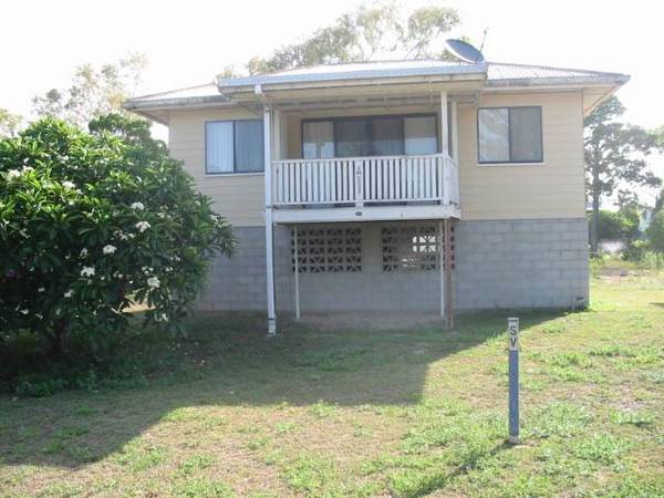 PRIME ESPLANADE POSITION Picture 2