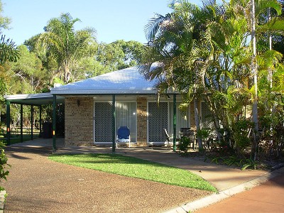 MAGNIFICENT VILLA ON 434 SQ M FREEHOLD LAND Picture MAGNIFICENT VILLA ON 434 SQ M FREEHOLD LAND Picture