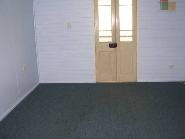 200 Per Week Picture 3