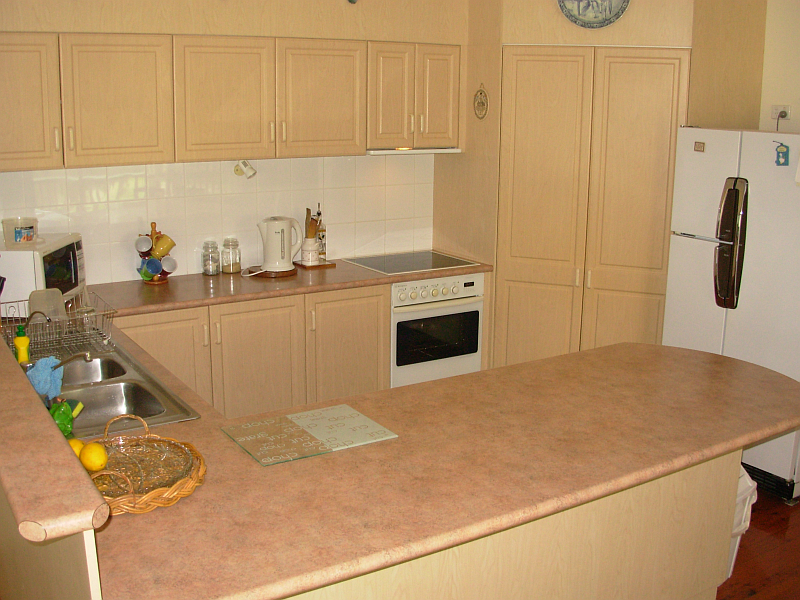 Majestic Queenslander 1 Street from the Beach Picture 2