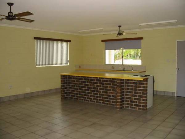 $210 Per Week Picture 1