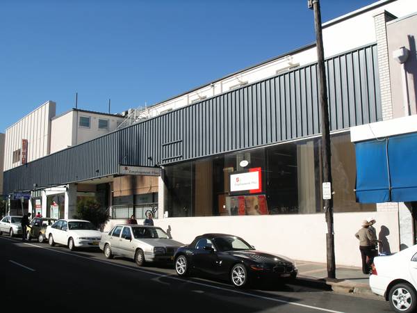 300 - 1300sqm Picture 1