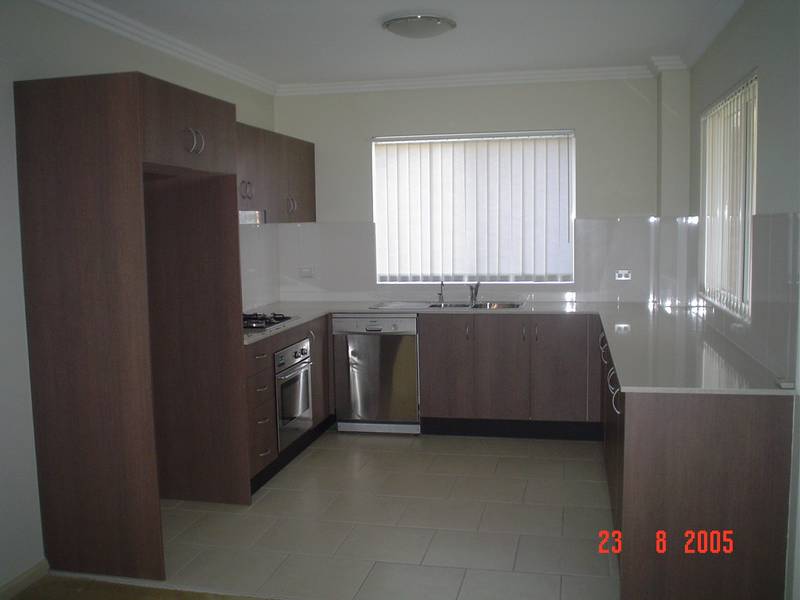 Situated in quiet cul-de-sac yet only minutes walk to "Castle Towers", transport & schools. Picture 2