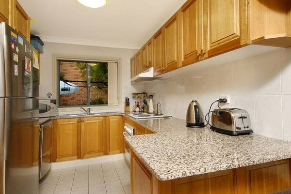 MAKE THIS YOUR NEXT MOVE, OVER SIZED AND PERRRRFECT Picture