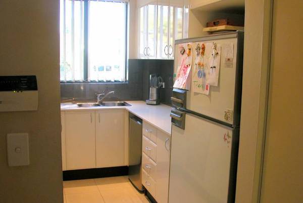 EASY LIVING .
. . Picture 2