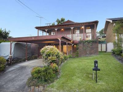 TEENAGERS OR GRANDPARENTS? Picture TEENAGERS OR GRANDPARENTS? Picture