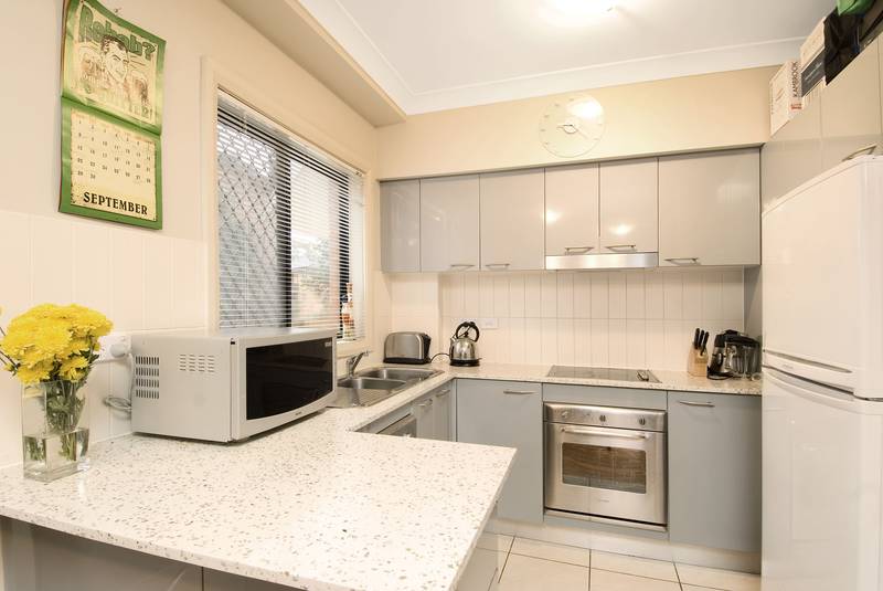 The Entertainer's Choice
. . . Picture