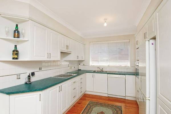 CHILD FRIENDLY GARDEN Picture