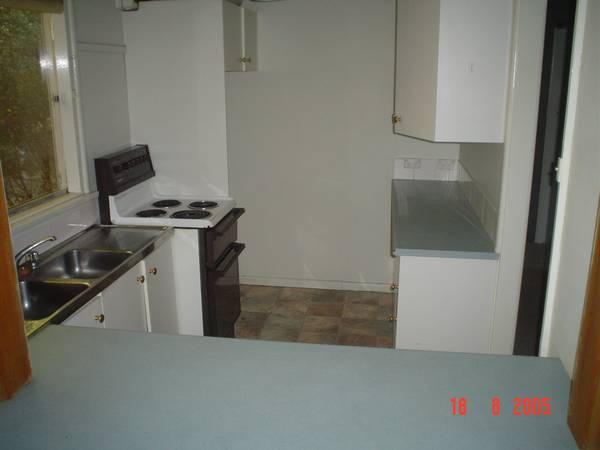 Walk to shops Picture 2