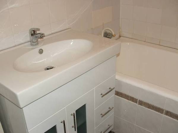 Located within easy walk of Jasper Road School, Picture